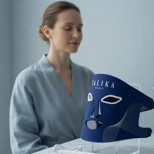 I Masque LED Biomimétique I Light Therapy I 6 Programmes I Anti-âge, Rides, Tâches, Imperfections I Dosimétrie Optimisée - Toutes Carnations & Peaux Sensibles