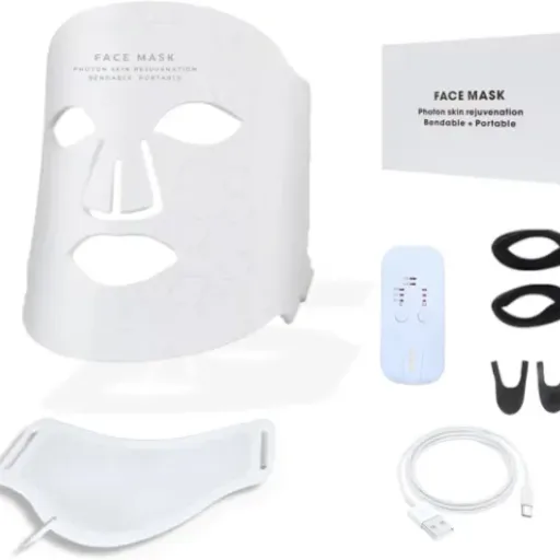 Test Charli & Beaux Masque facial LED : un masque lumière maison qui fait le job, sans faire rêver
