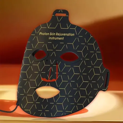 Test Korons Masque Visage LED (noir) : gadget lumière sympa ou vrai soin utile ?